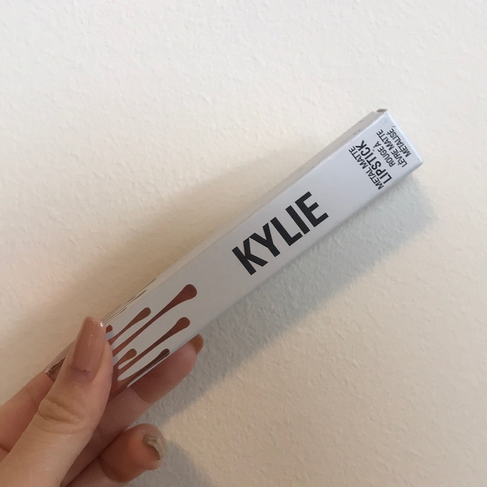 Kylie Metal Matte Lipstick(King K) Never used.